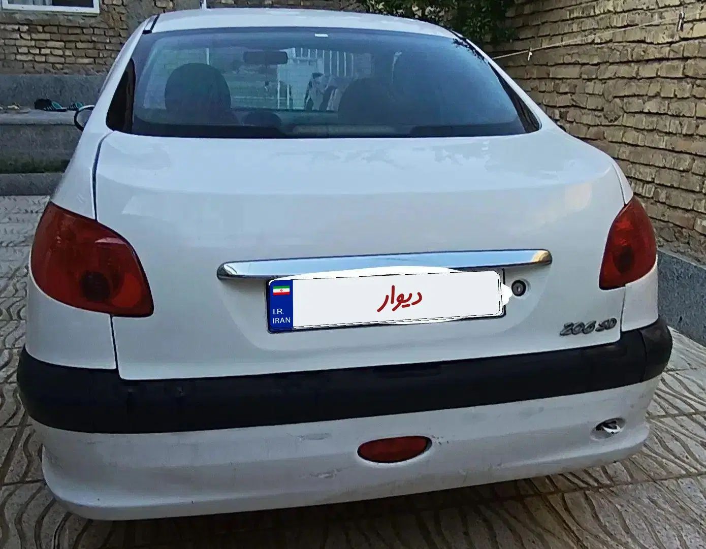 پژو ۲۰۶ صندوق دار v2 - 1389