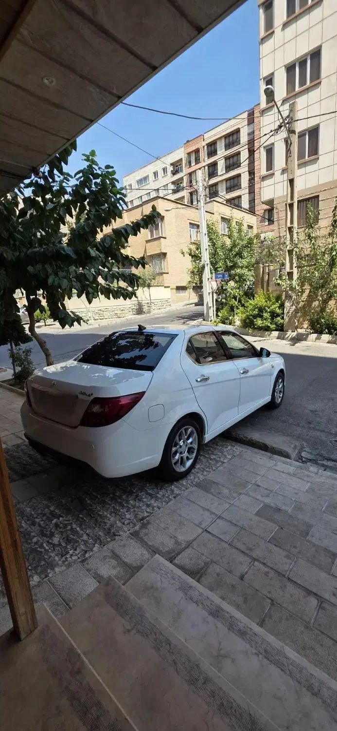 دنا پلاس توربو اتوماتیک - 1402