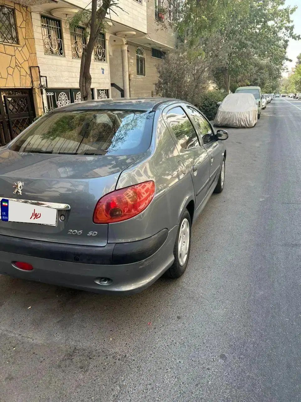 پژو ۲۰۶ صندوق دار v8 - 1393