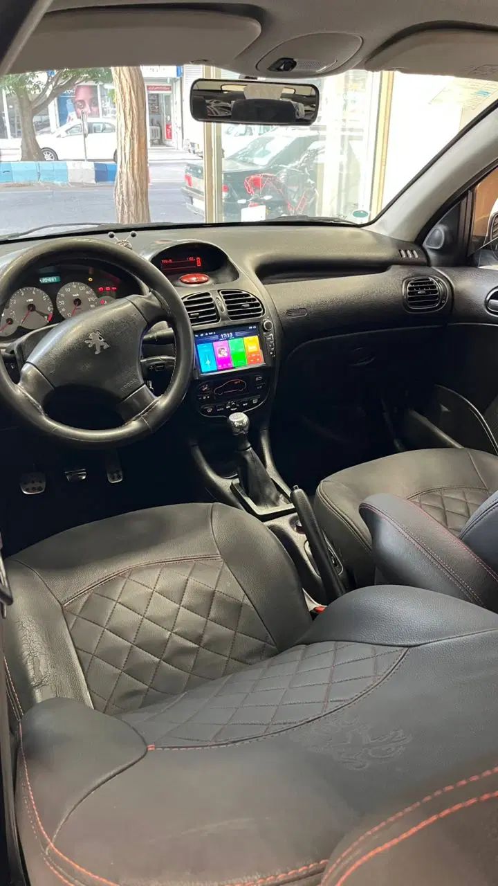 پژو ۲۰۶ صندوق دار v8 - 1396