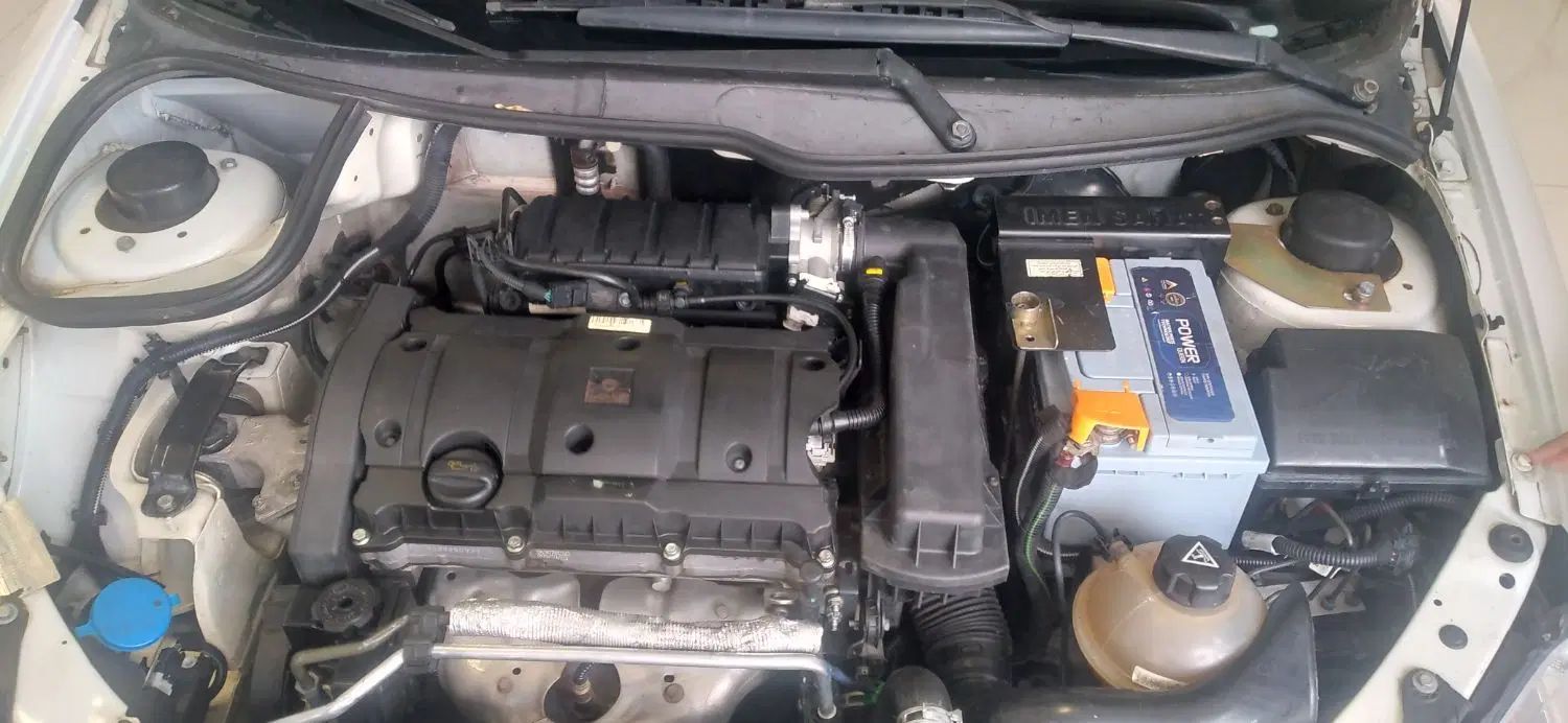 پژو ۲۰۶ صندوق دار v8 - 1396