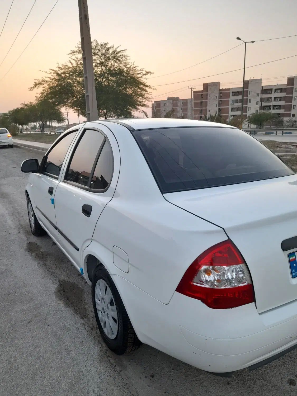 تیبا صندوق دار EX - 1395