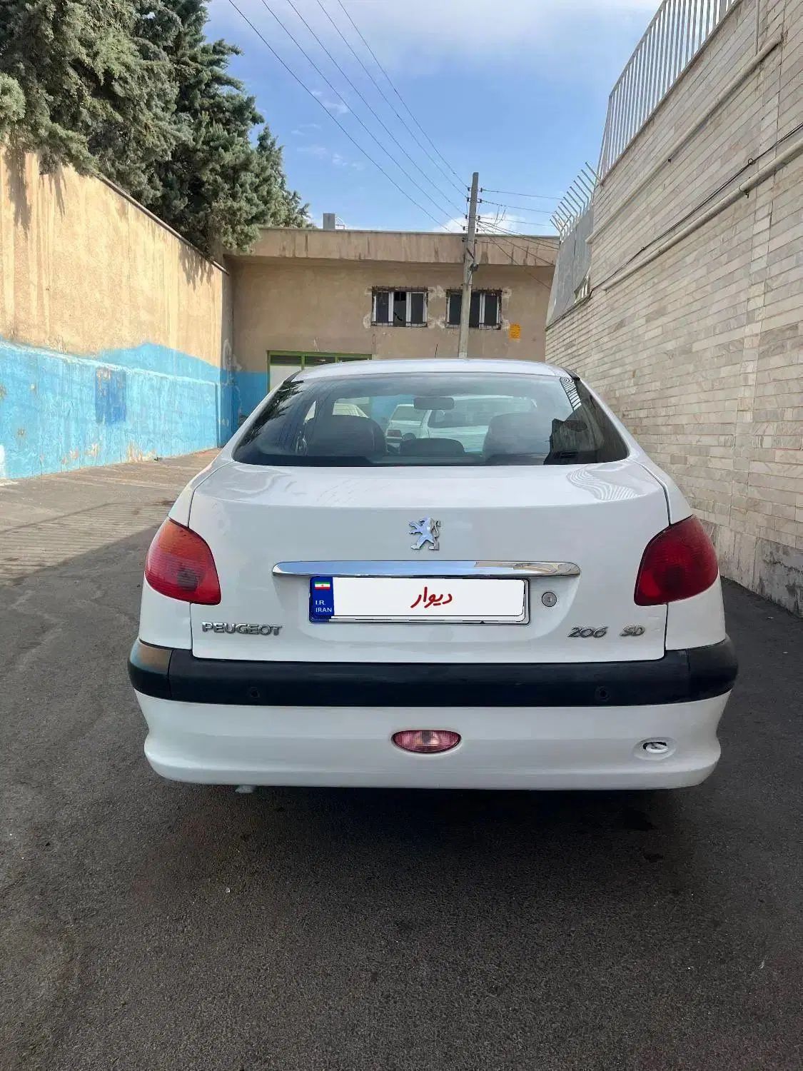 پژو ۲۰۶ صندوق دار v8 - 1395