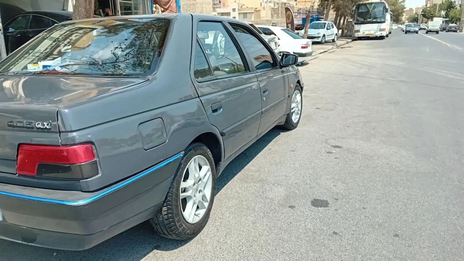 خودرو پژو، 405 آگهی ann_19880400