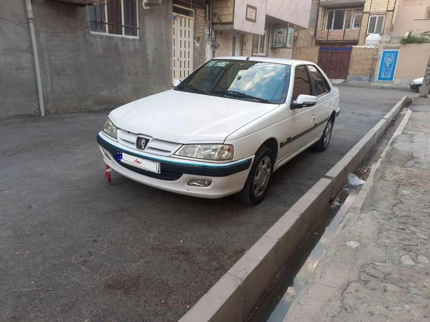پژو پارس XU7P - 1401