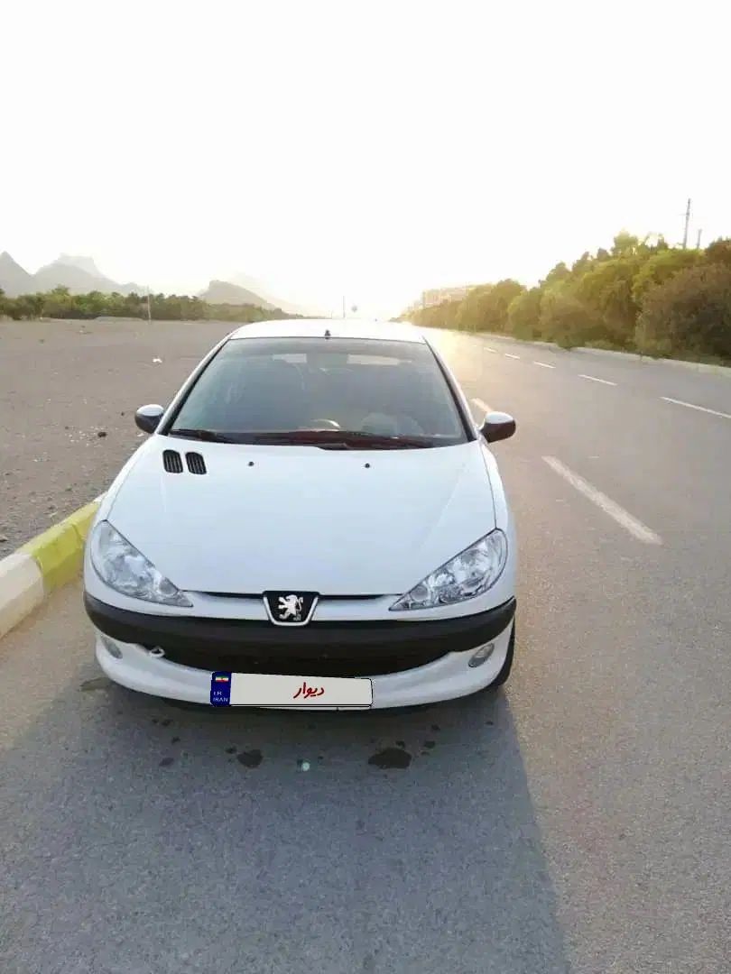 پژو ۲۰۶ صندوق دار v8 - 1400