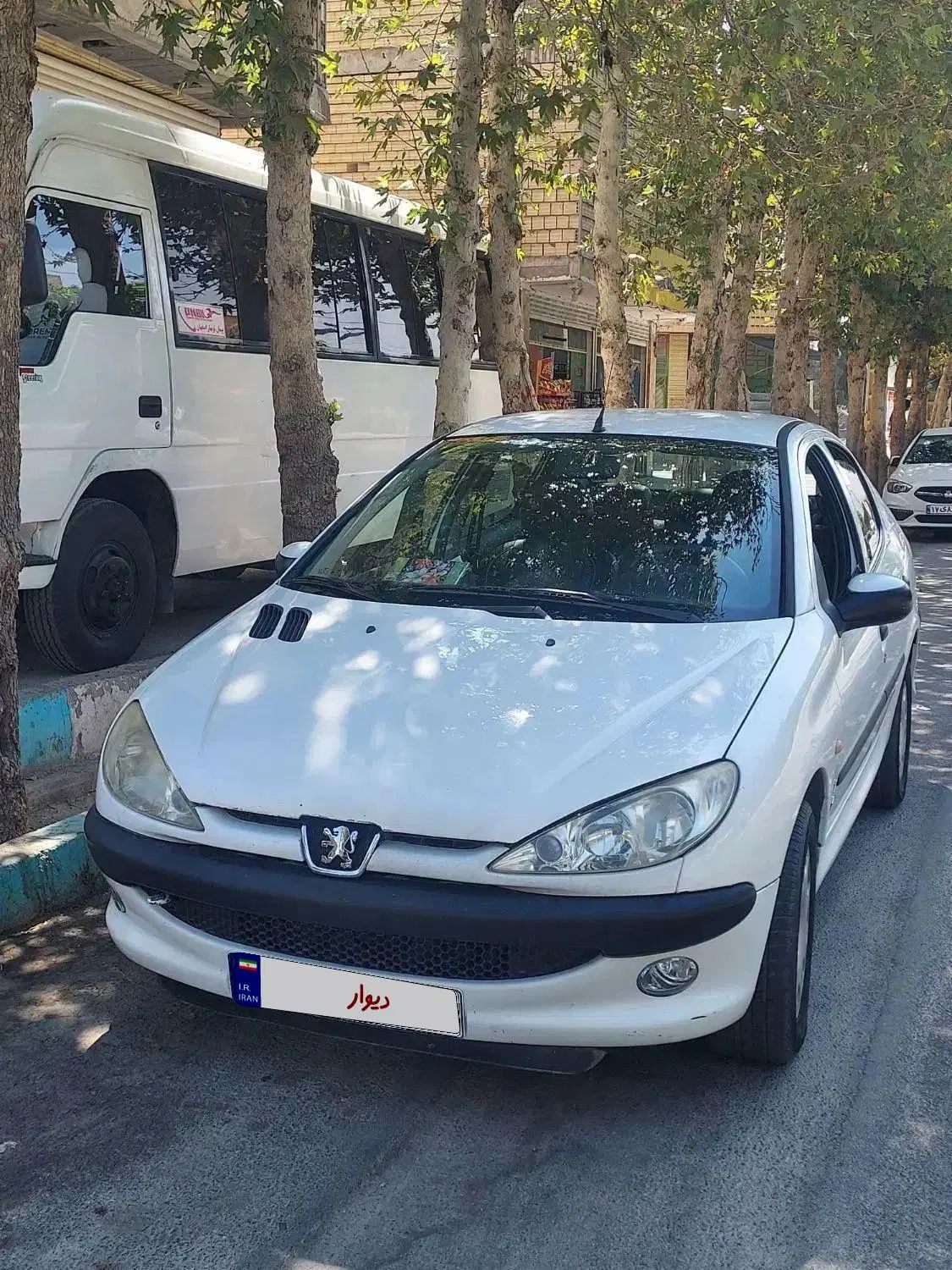 پژو ۲۰۶ صندوق دار v8 - 1394