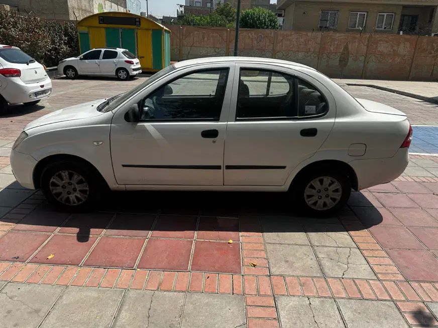 تیبا صندوق دار SX - 1400