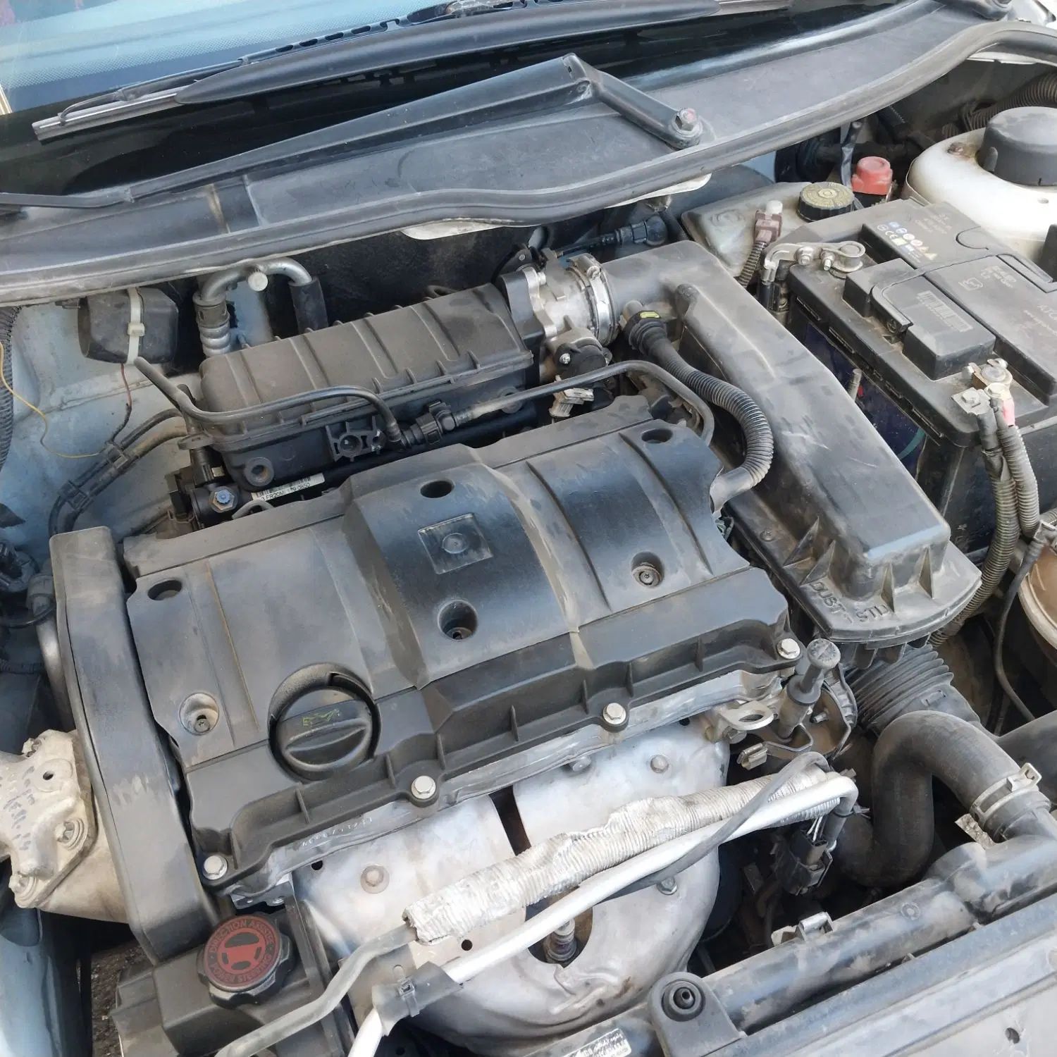 پژو ۲۰۶ صندوق دار v8 - 1393