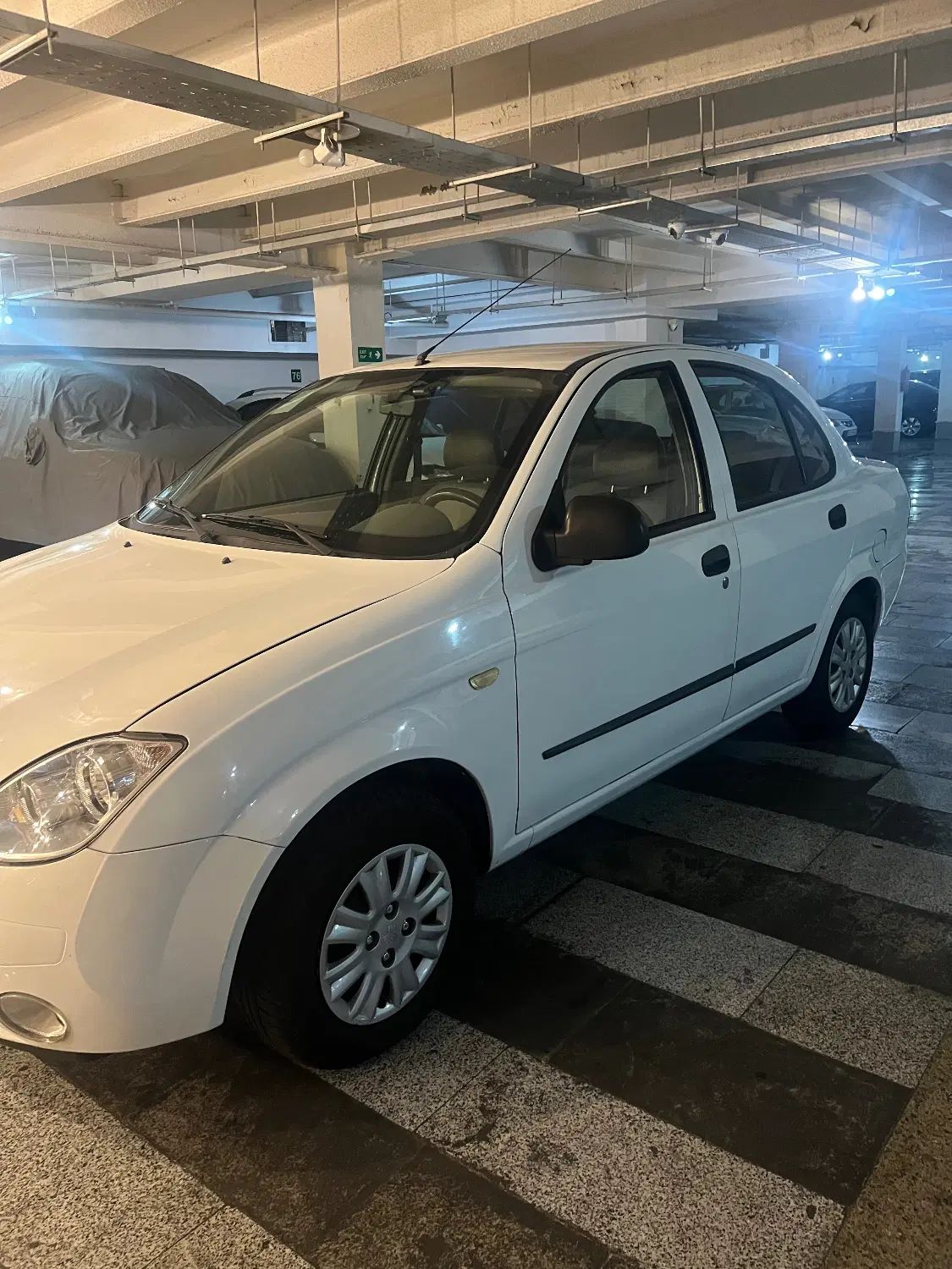 تیبا صندوق دار SX - 1398
