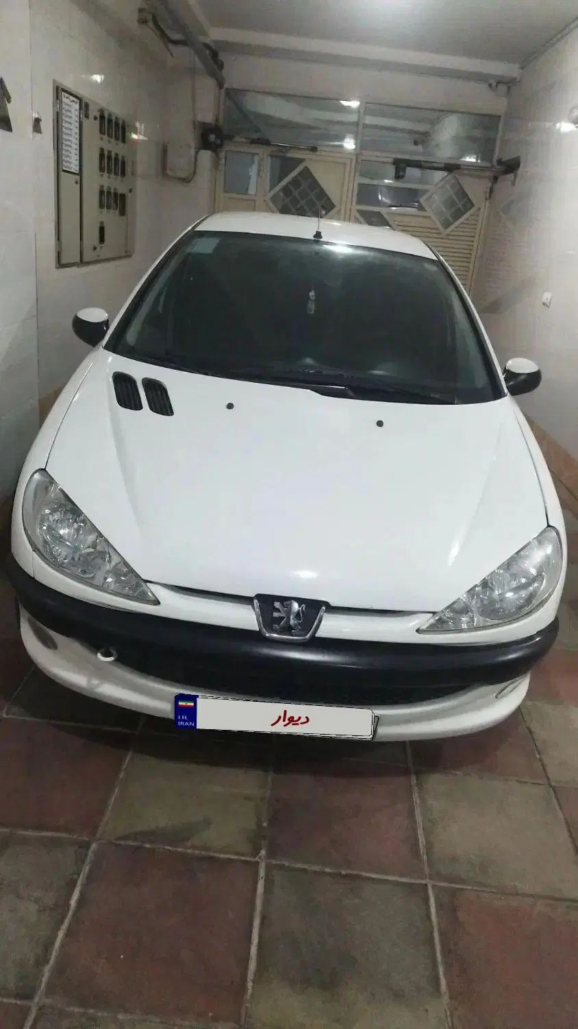 پژو ۲۰۶ صندوق دار v8 - 1397