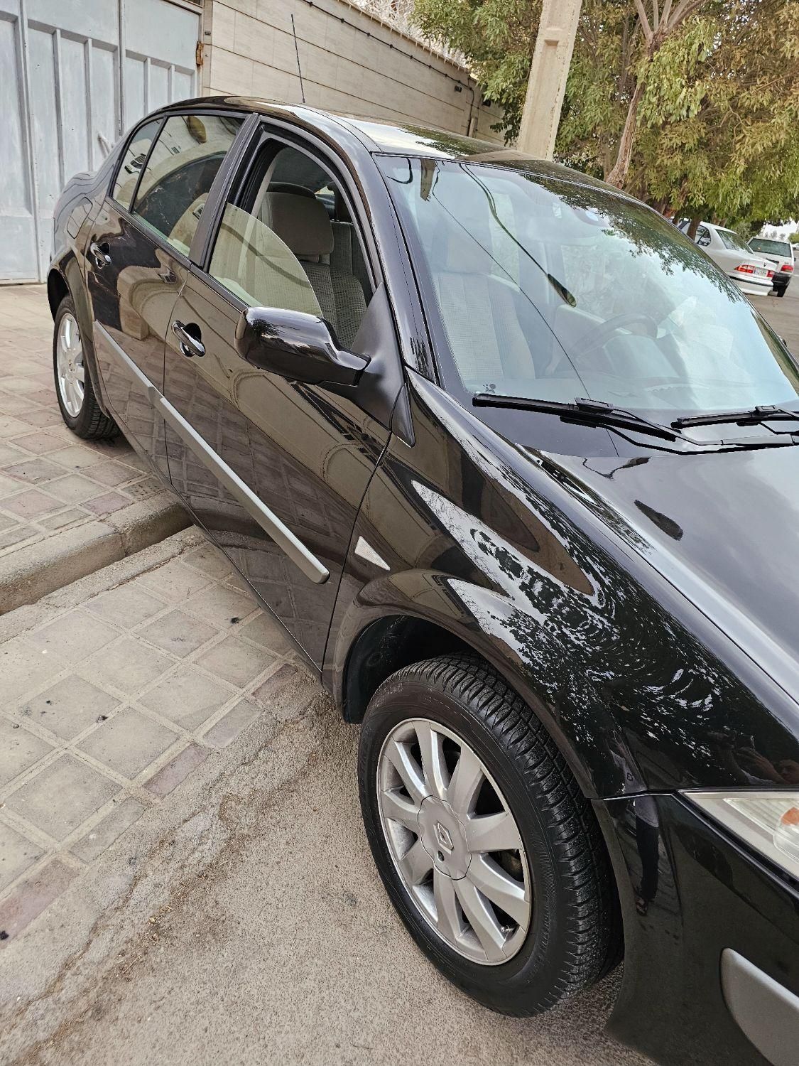 رنو مگان پارس خودرو 2000 - 1392