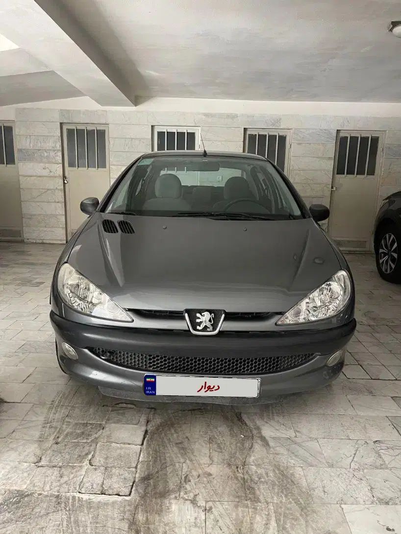 پژو ۲۰۶ صندوق دار v8 - 1396