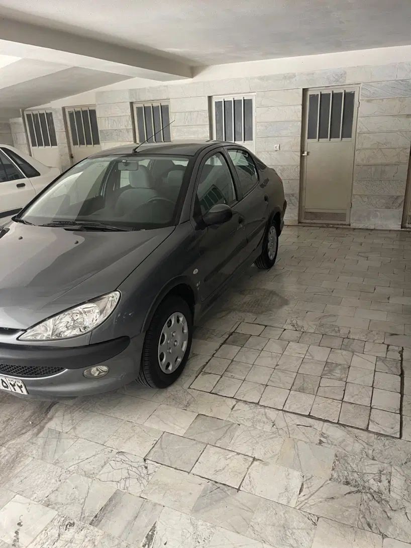 پژو ۲۰۶ صندوق دار v8 - 1396