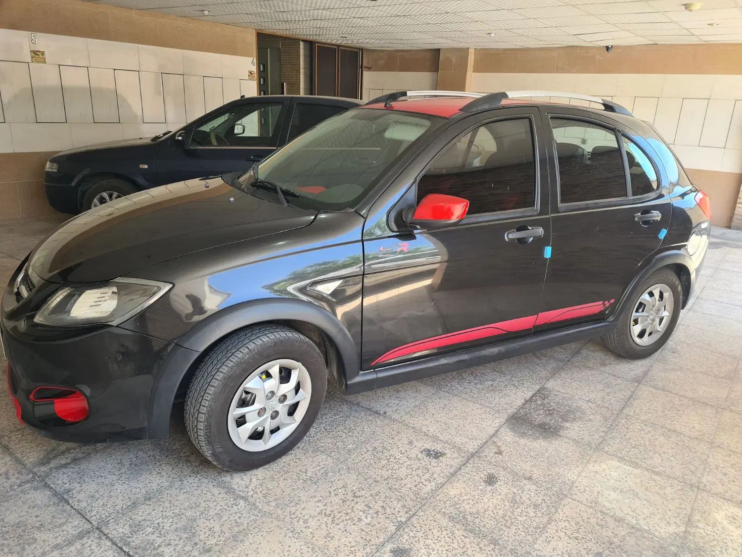 خودرو کوییک، R آگهی ann_19882071