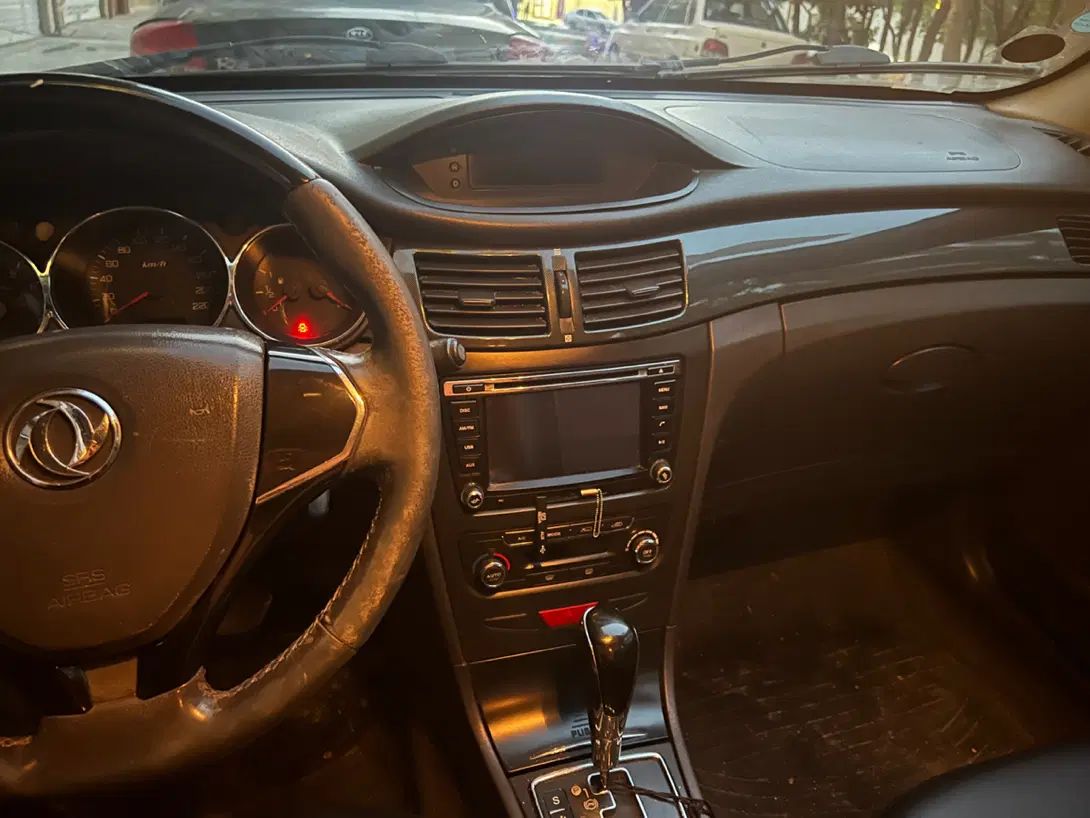 دانگ فنگ H30 کراس اتوماتیک - 1396
