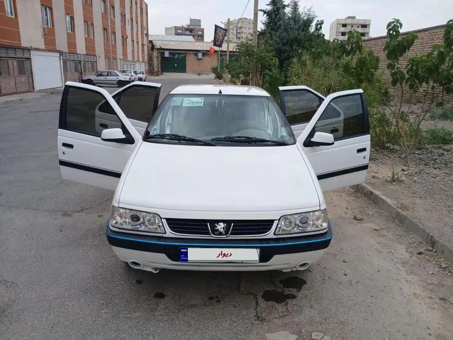 پژو 405 SLX بنزینی TU5 - 1400