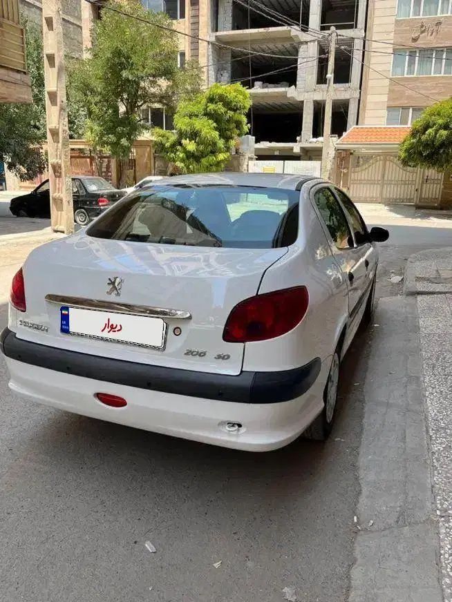 پژو ۲۰۶ صندوق دار v8 - 1399