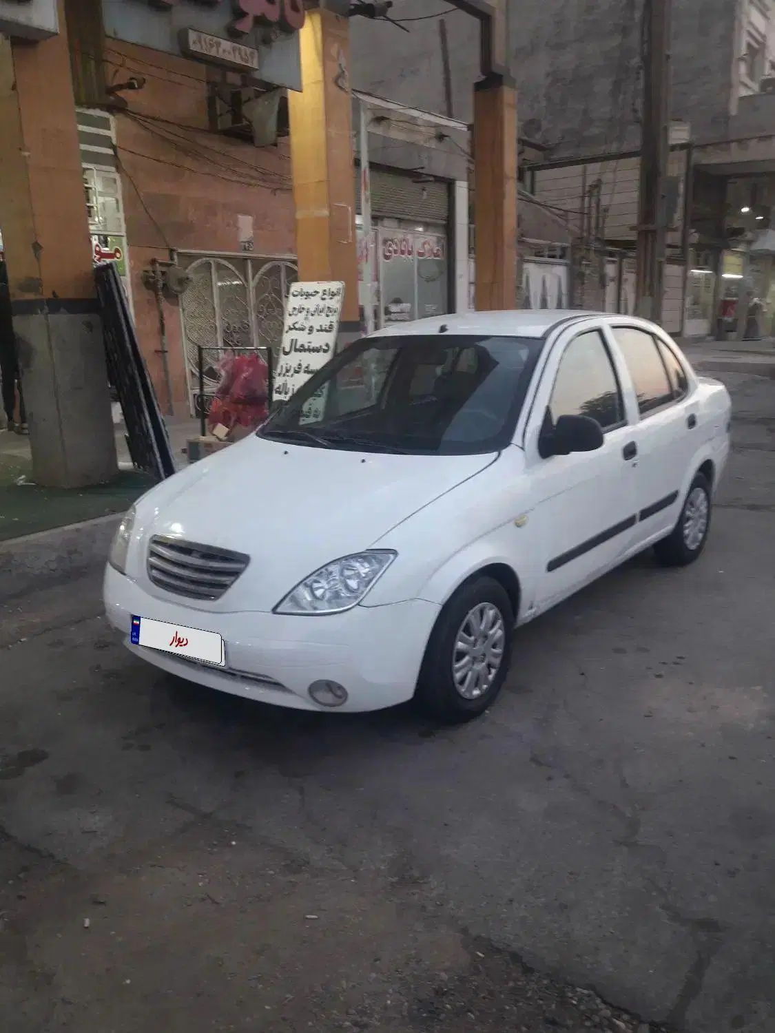 تیبا صندوق دار SX - 1396