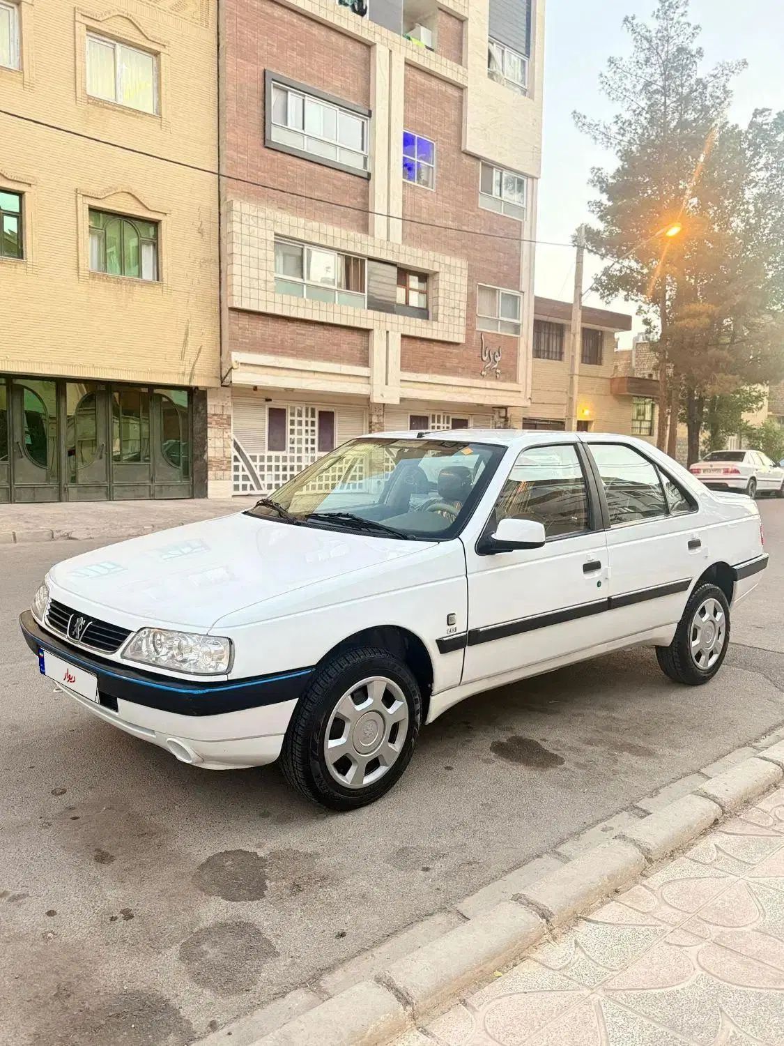 پژو 405 SLX بنزینی TU5 - 1399