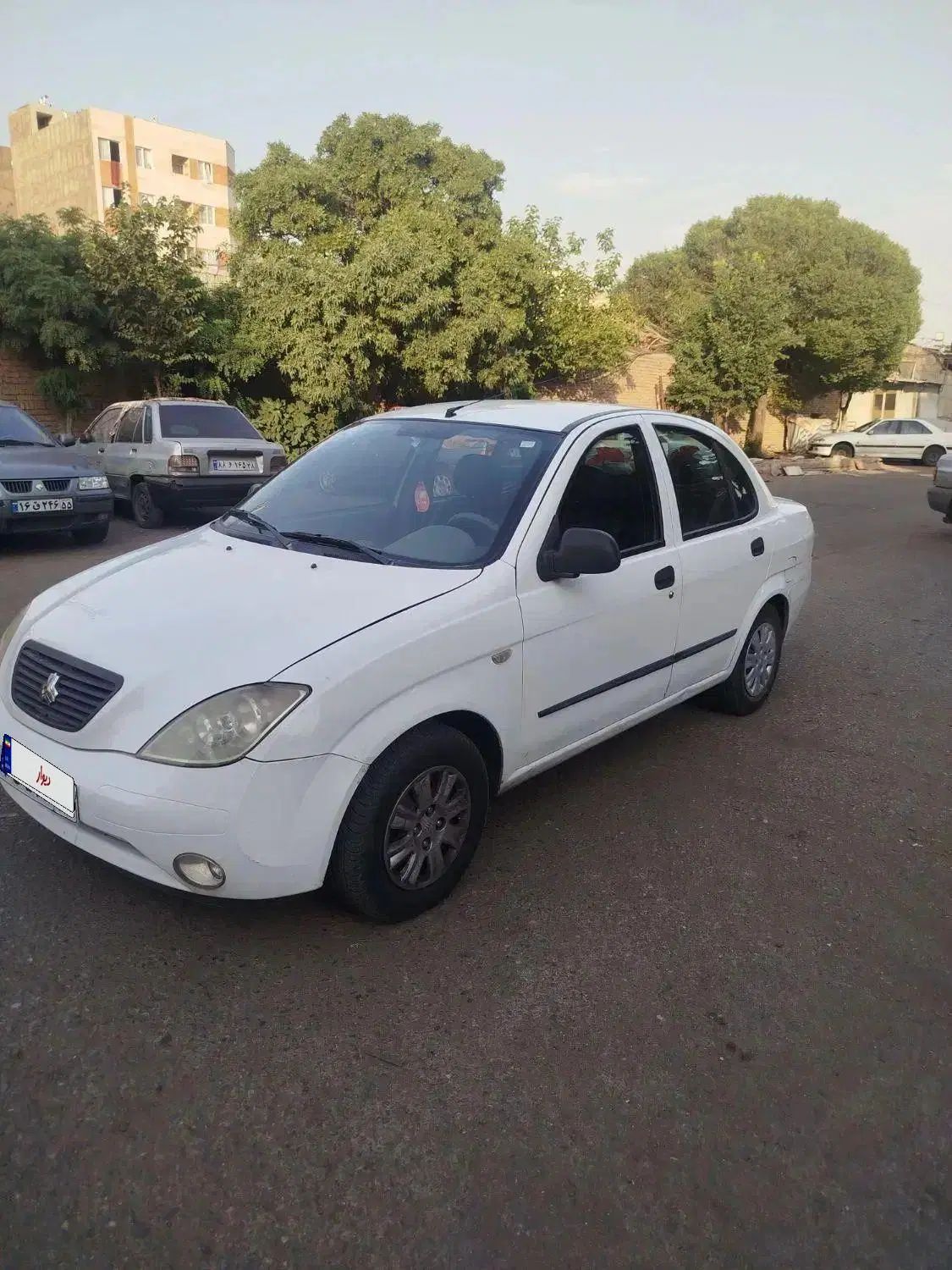 تیبا صندوق دار SX - 1395