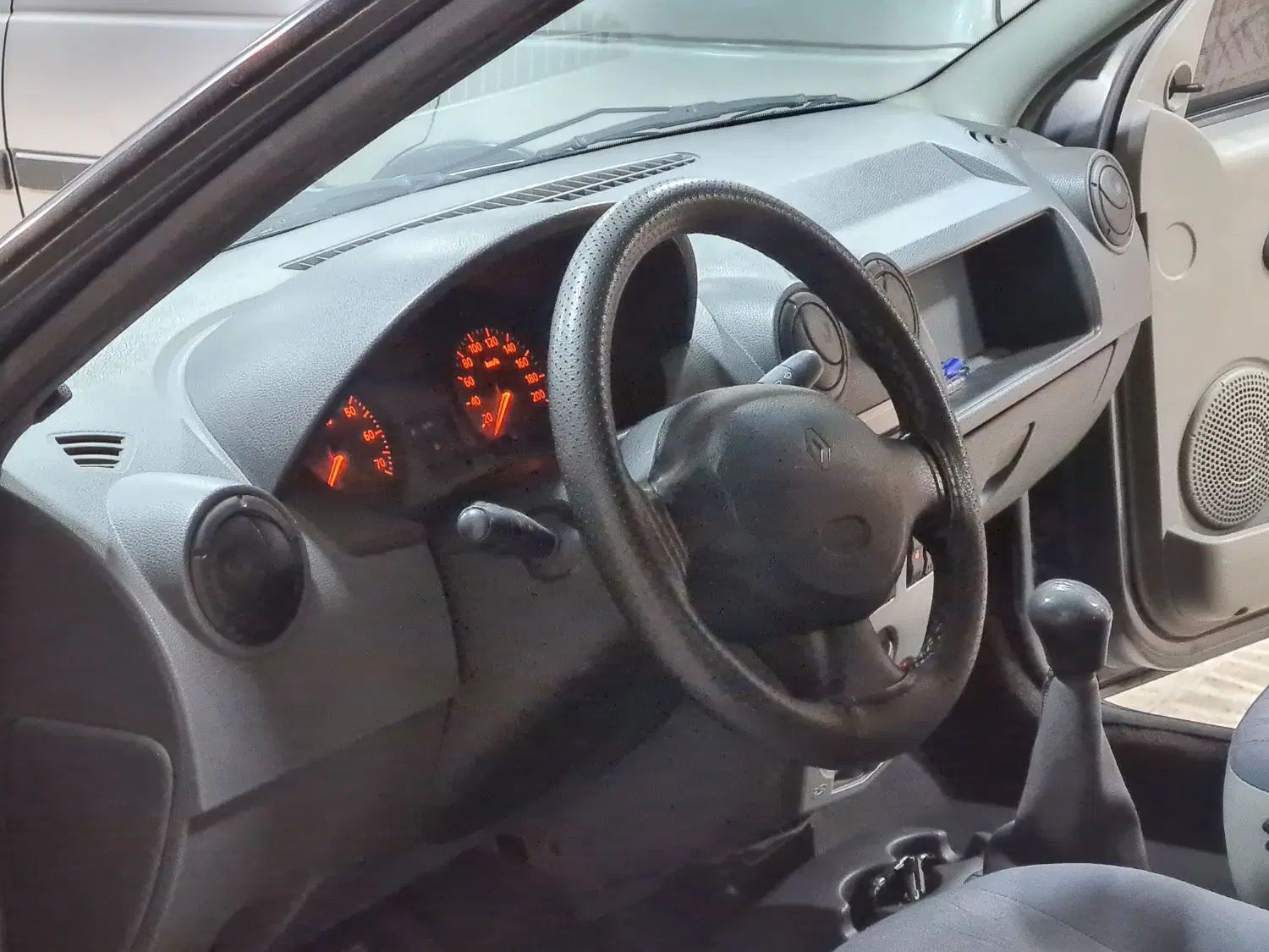 رنو تندر 90 E1 - 1386