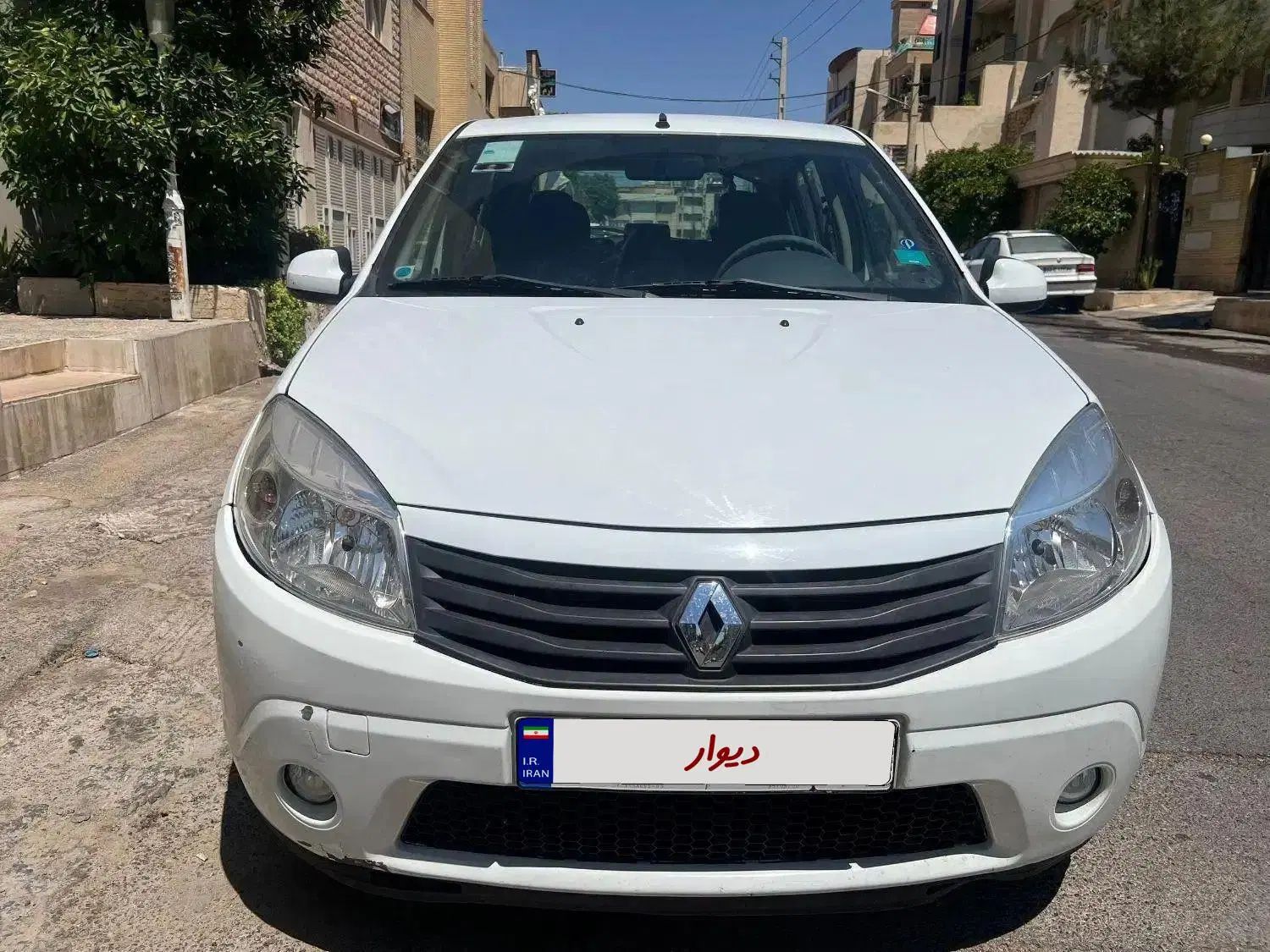 خودرو رنو، ساندرو آگهی ann_19884501