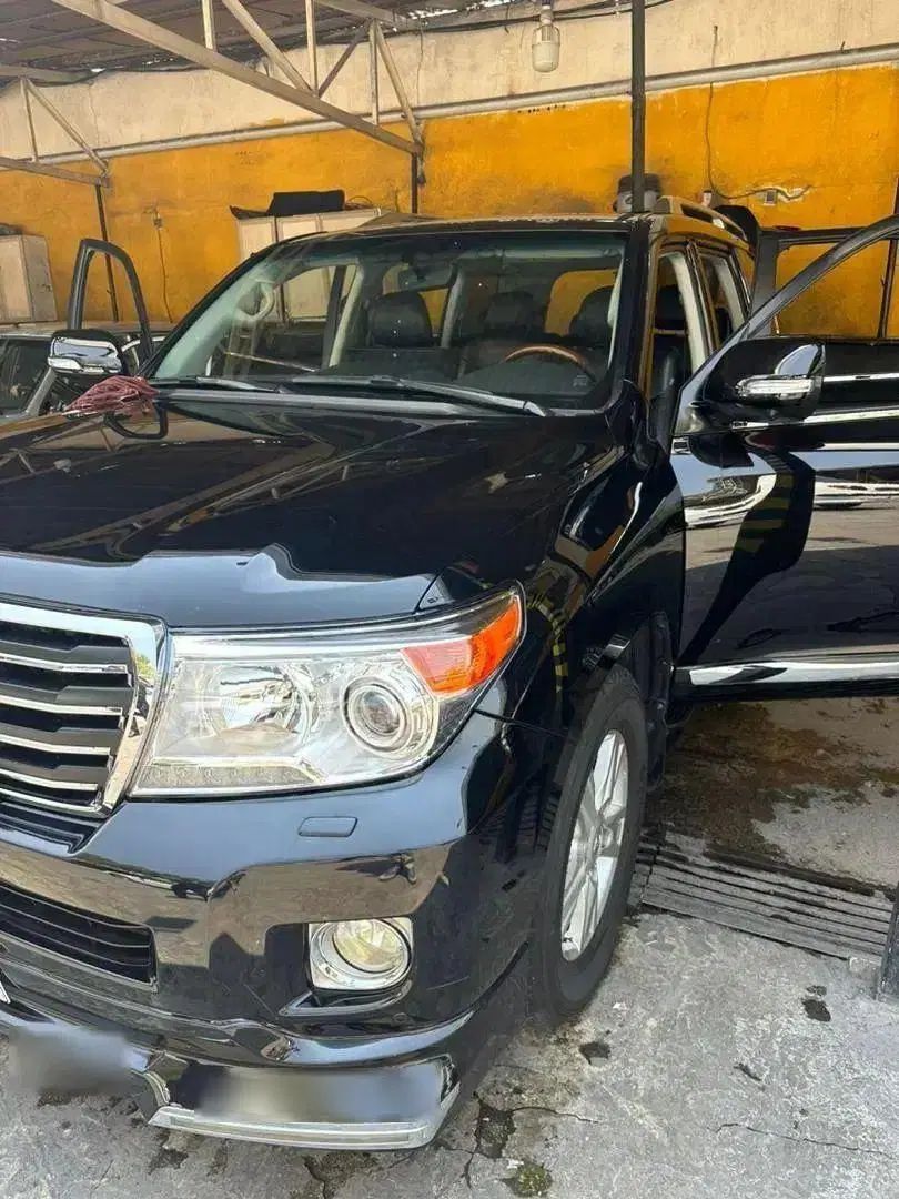تویوتا لندکروز VXR نسل ۵ - 2013