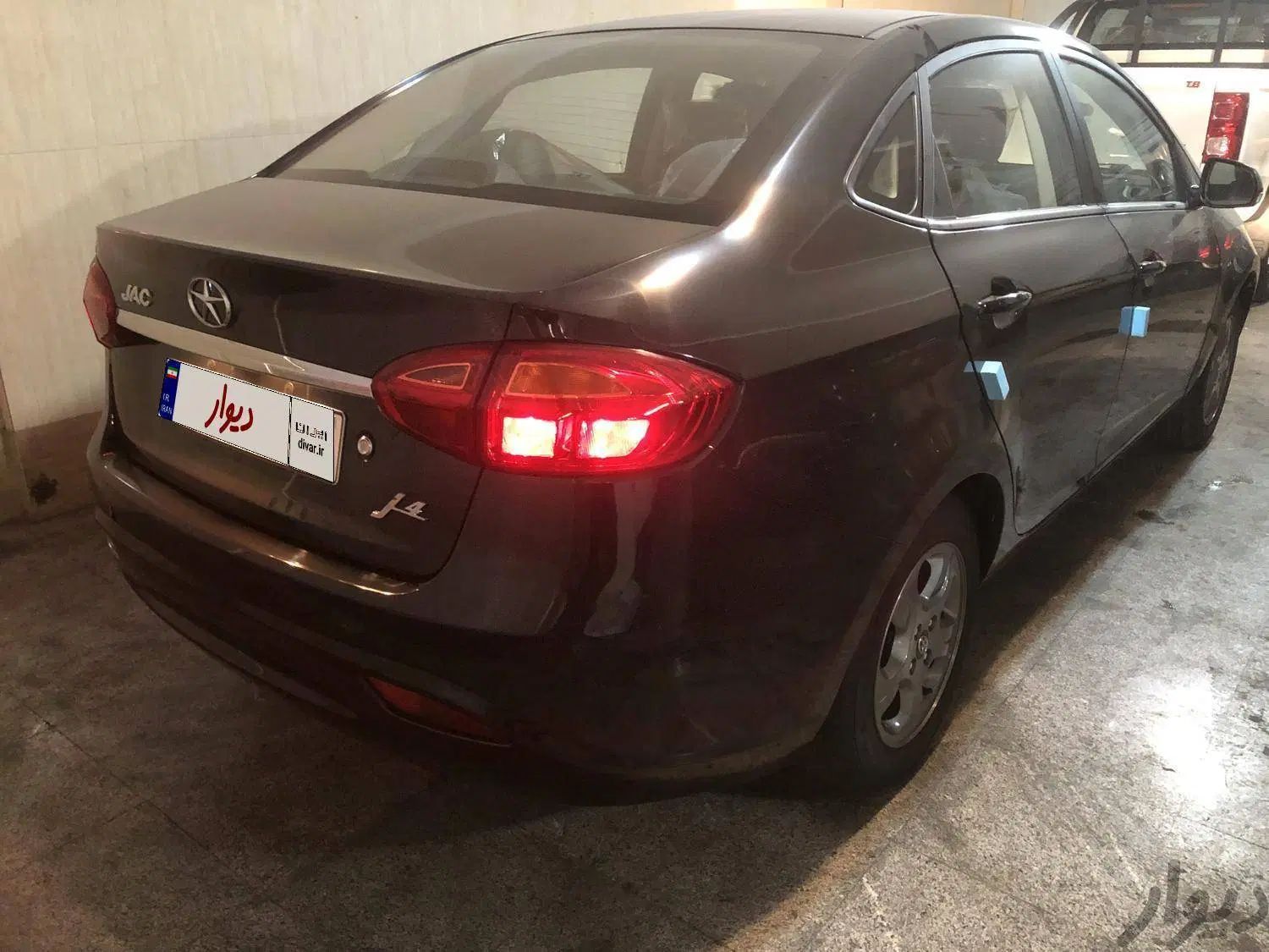 جک J4 اتوماتیک ساده - 1402