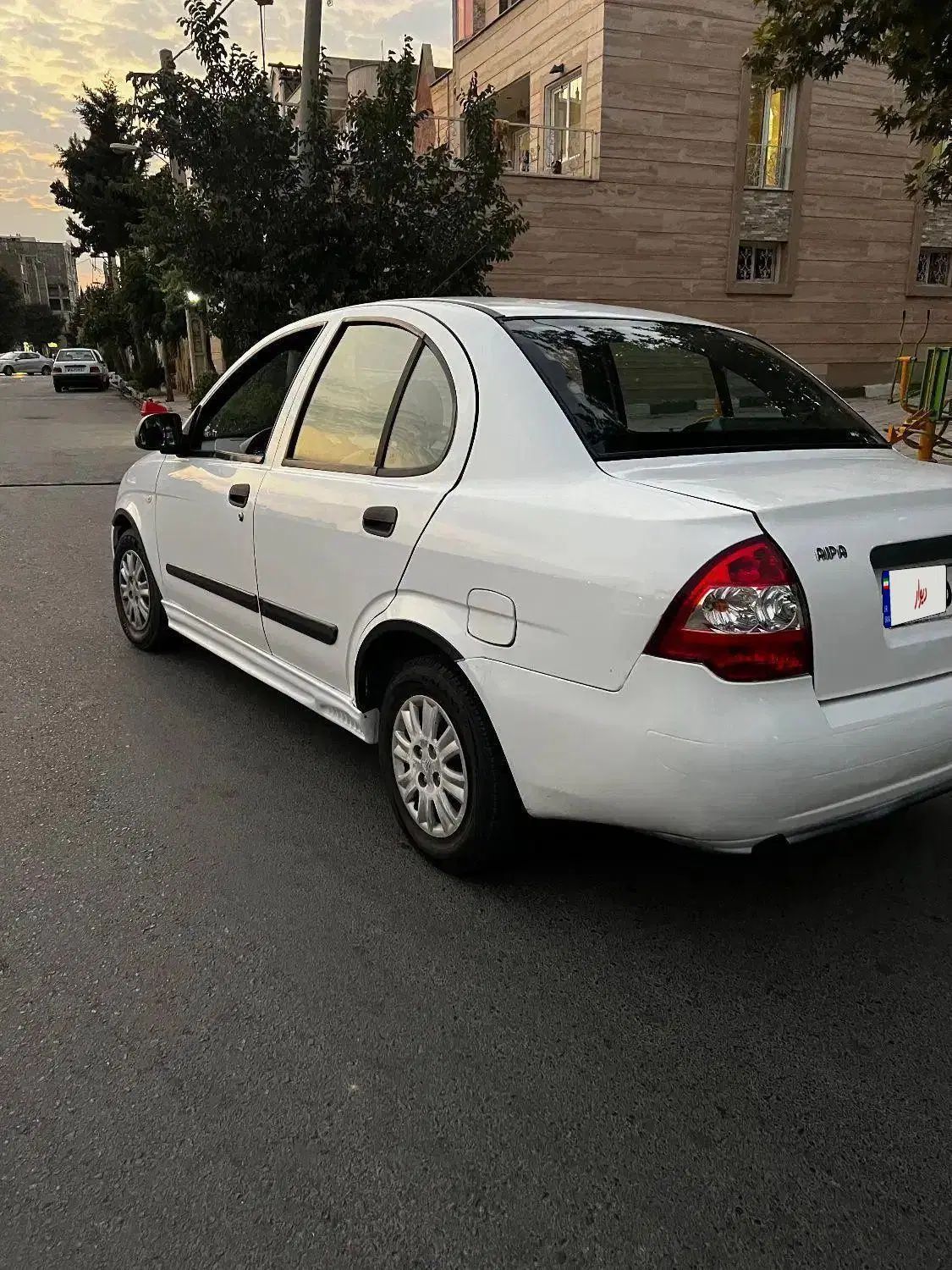 تیبا صندوق دار SX - 1395