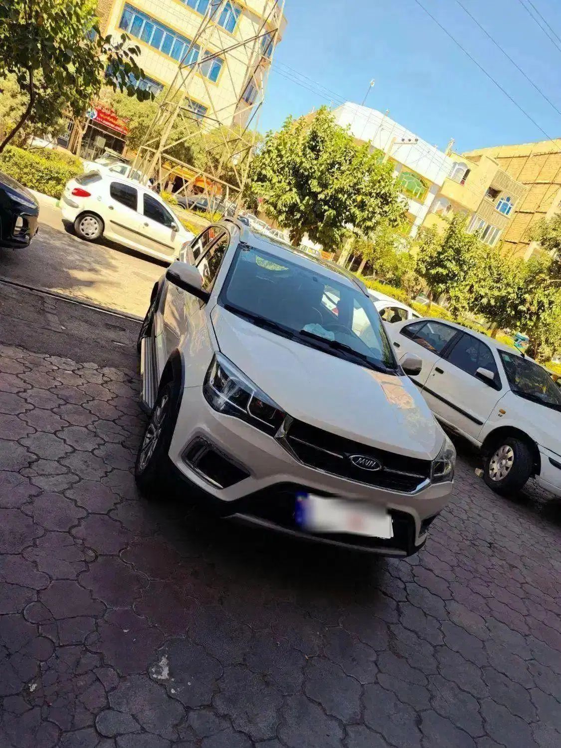 ام وی ام X22 اتوماتیک اسپرت - 1396