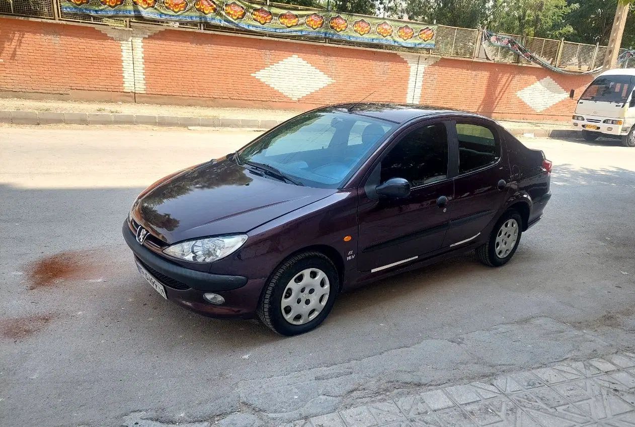 پژو ۲۰۶ صندوق دار v20 - 1390