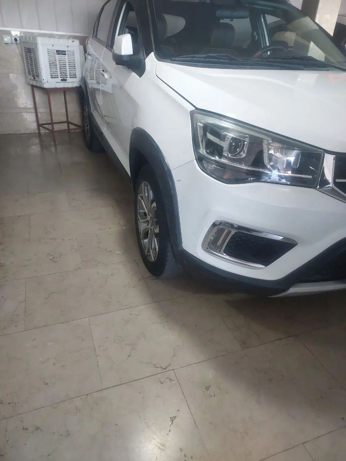 ام وی ام X22 دنده‌ای لاکچری - 1396