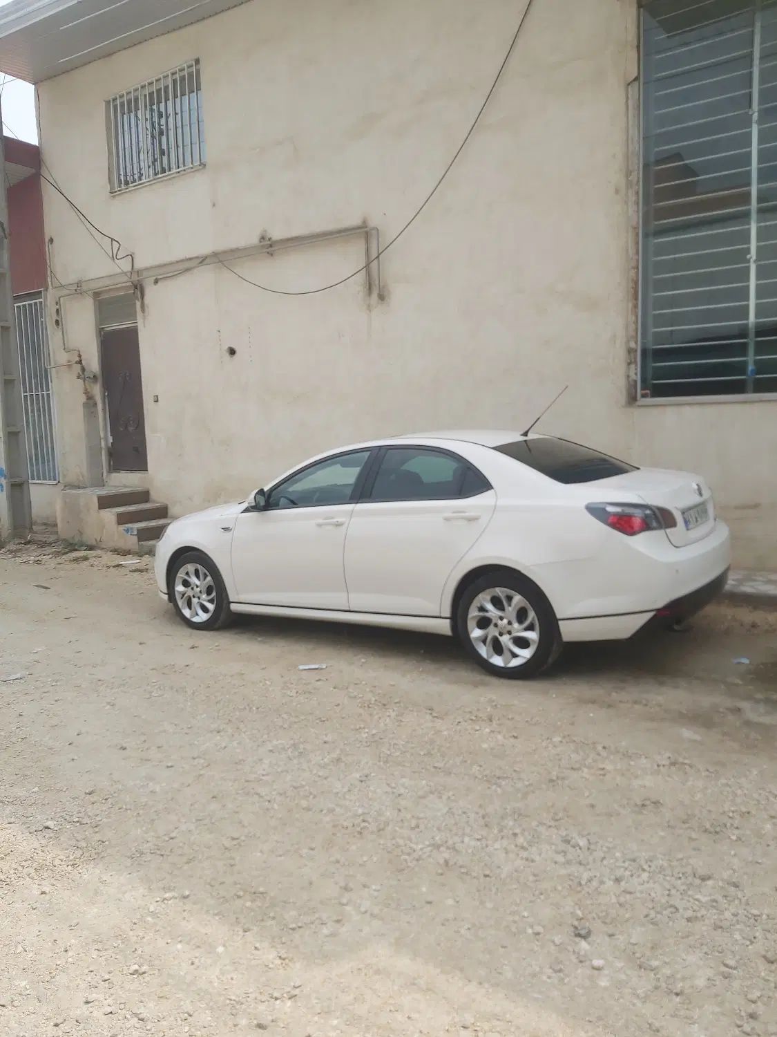 ام جی 6 مگنت اتوماتیک - 2014