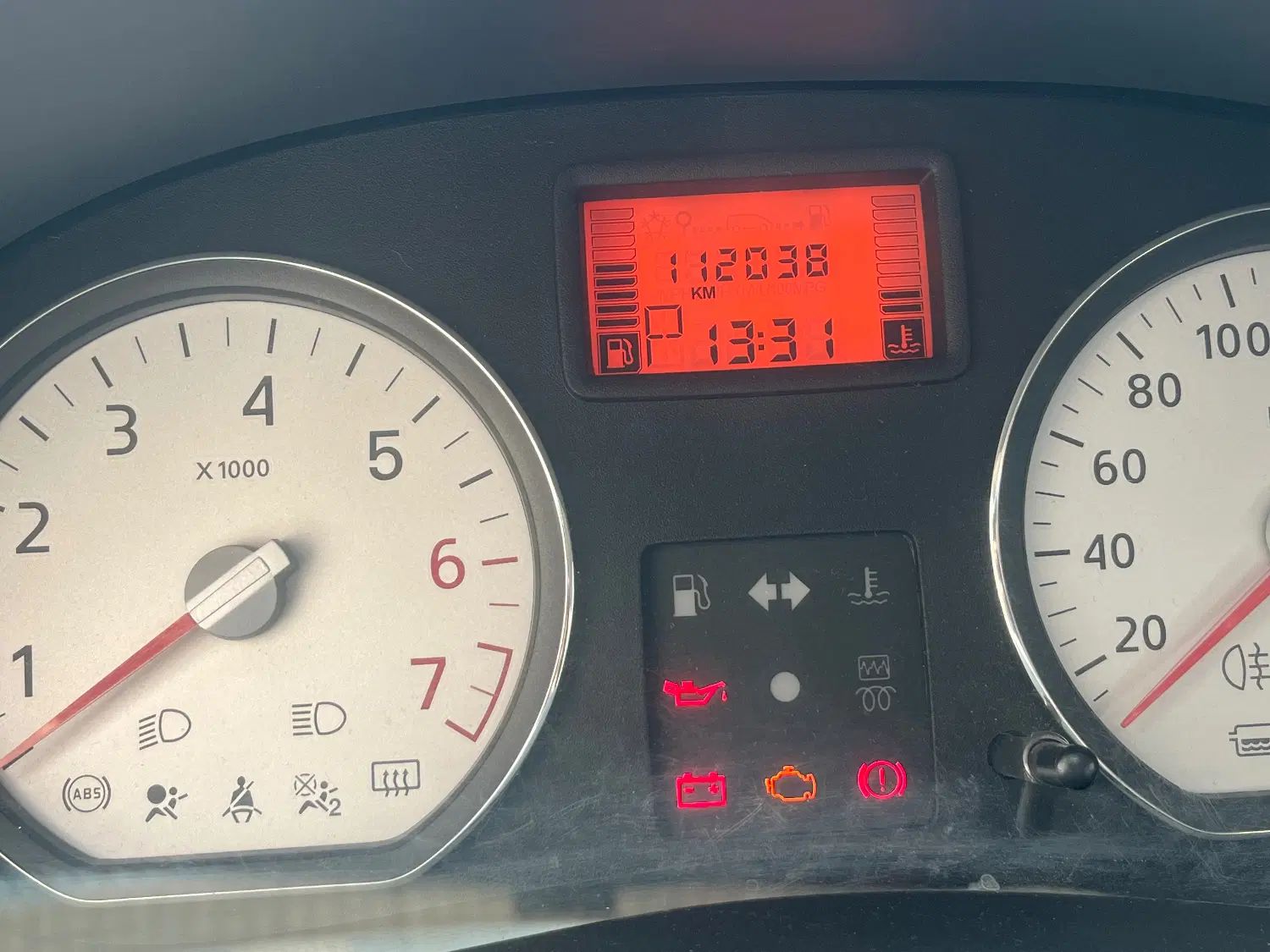 رنو ساندرو اتوماتیک - 1395