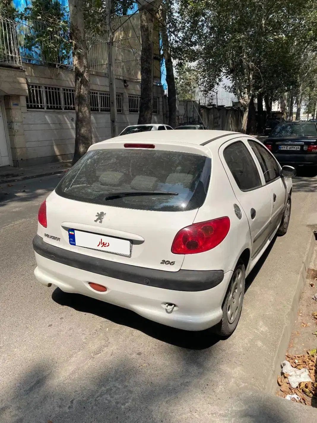 پژو 206 تیپ 2 - 1395