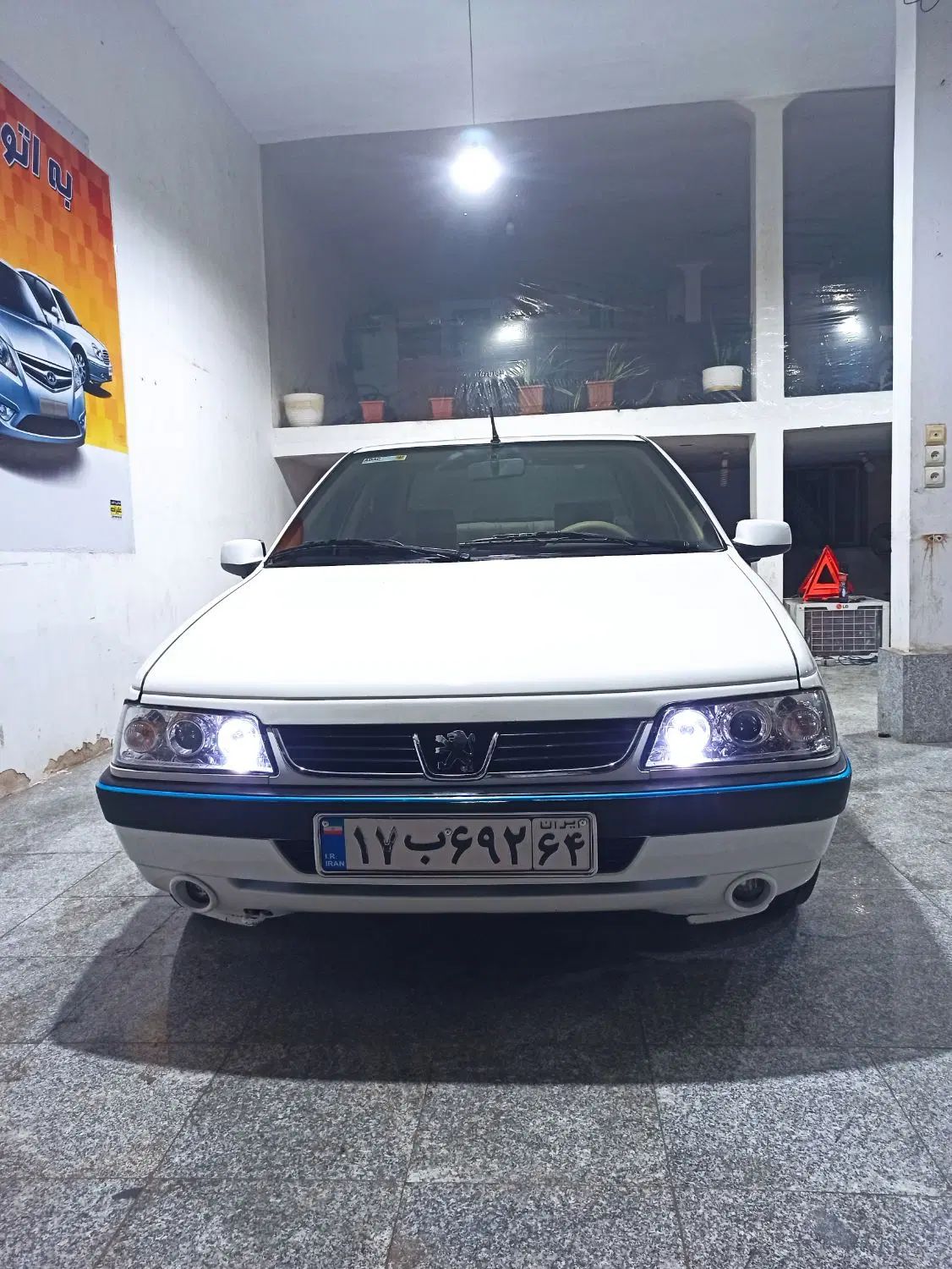 پژو 405 SLX بنزینی TU5 - 1390