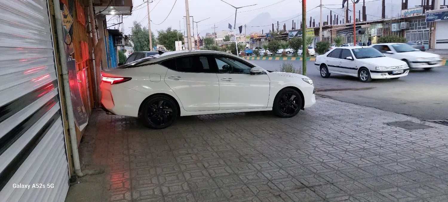 کی ام سی J7 اتوماتیک - 1403
