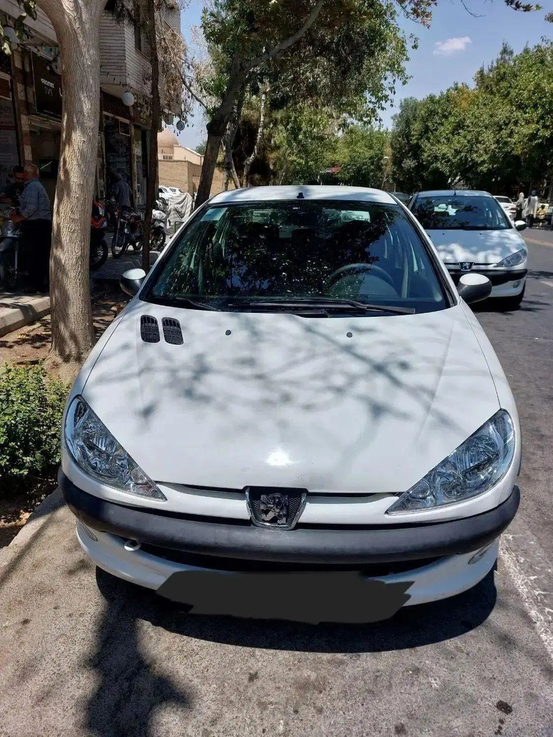 پژو ۲۰۶ صندوق دار v8 - 1394