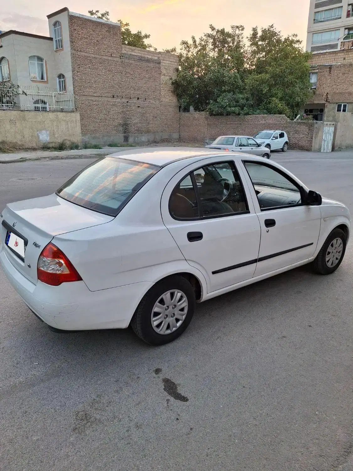 تیبا صندوق دار SX - 1397