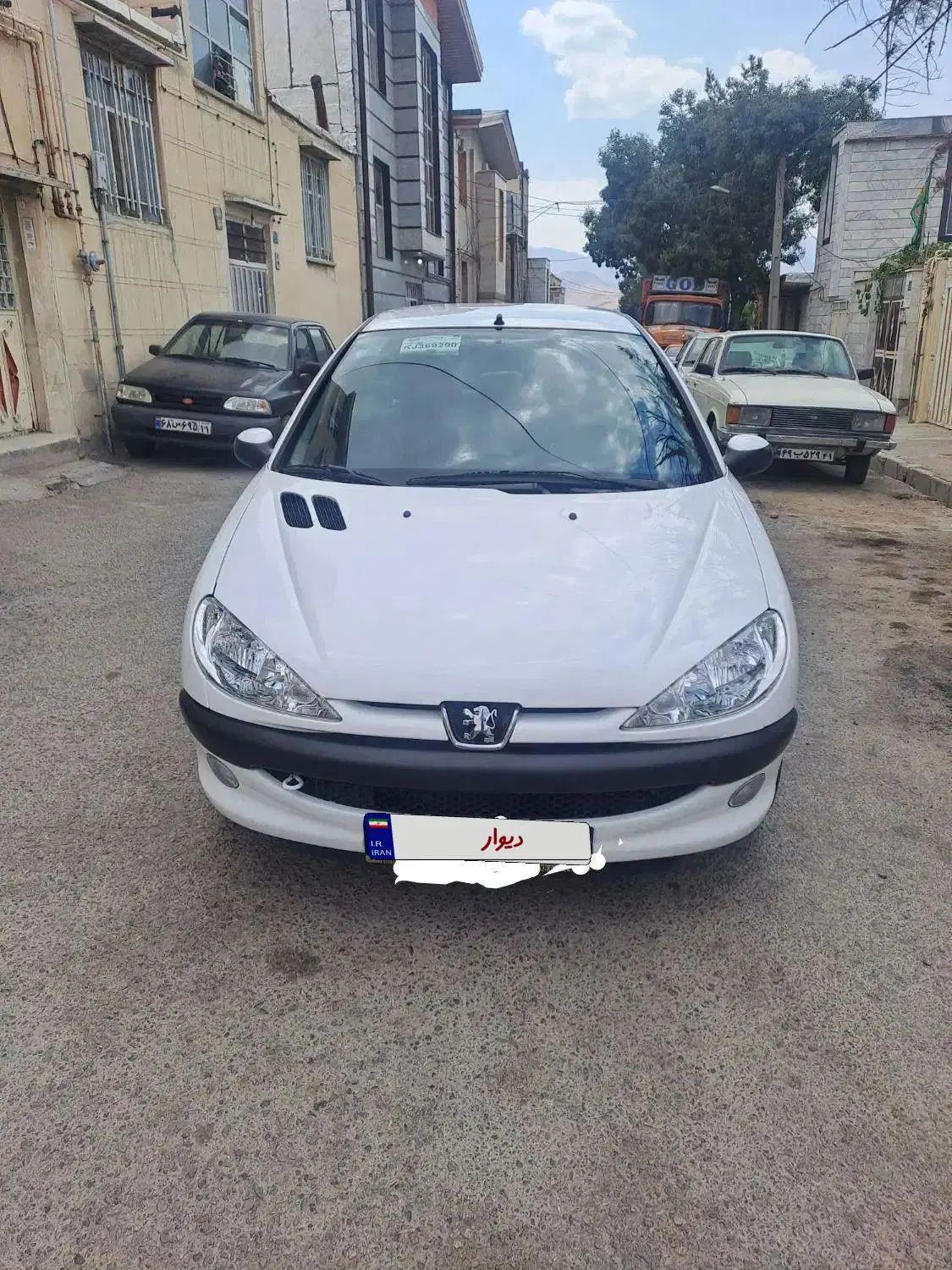 پژو ۲۰۶ صندوق دار v10 - 1390