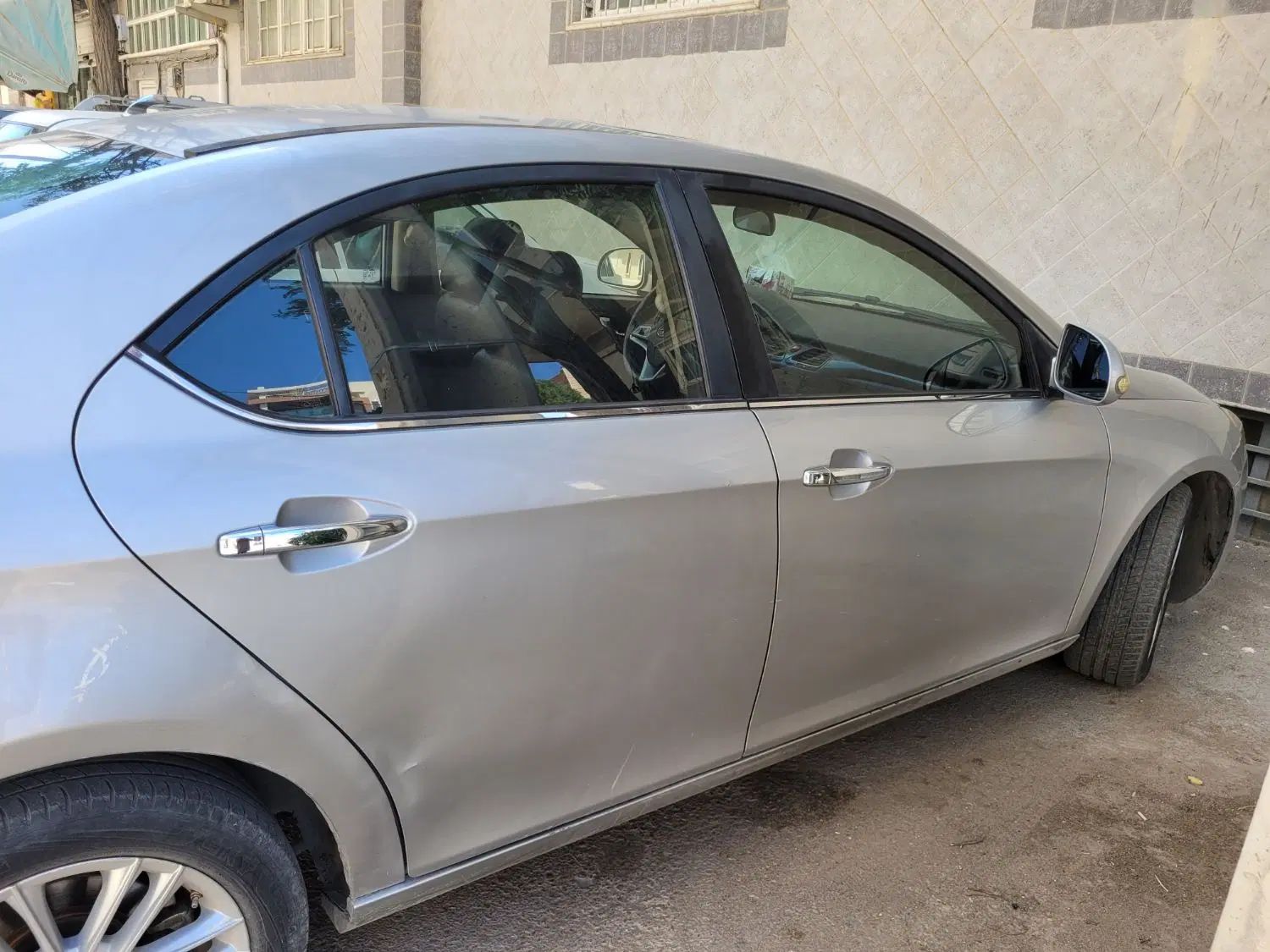 جک J5 اتوماتیک - 1394