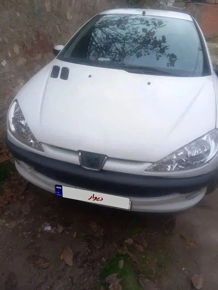 پژو ۲۰۶ صندوق دار v8 - 1392