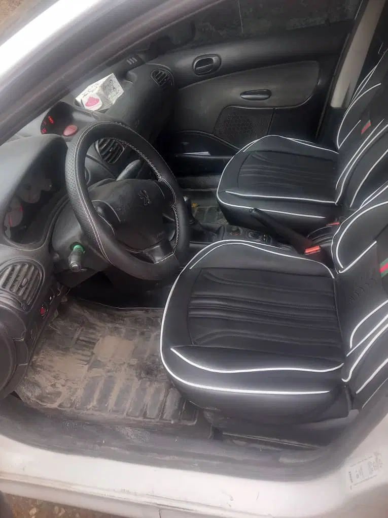 پژو ۲۰۶ صندوق دار v8 - 1392