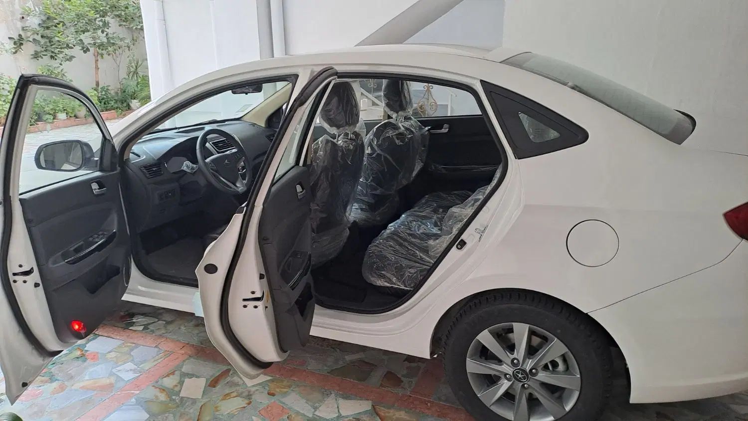 جک J4 اتوماتیک ساده - 1404