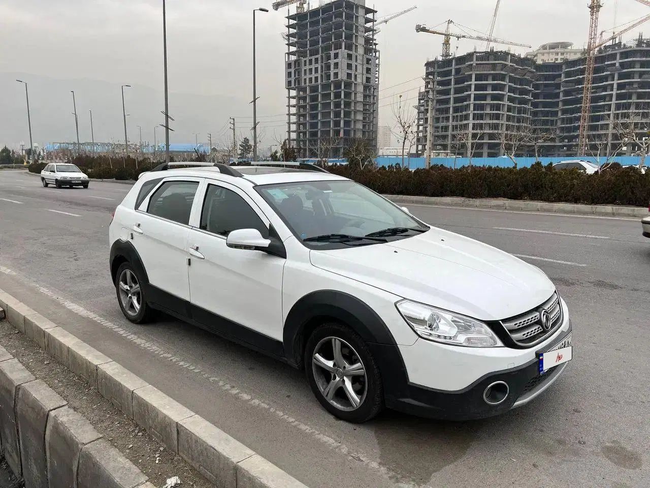 دانگ فنگ H30 کراس اتوماتیک - 1396