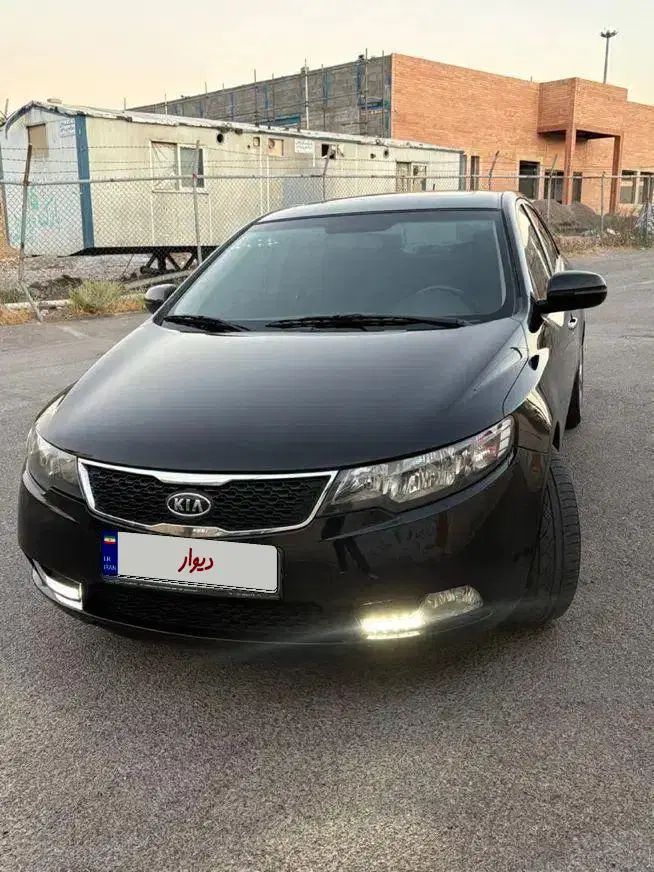 کیا سراتو 2.0 لیتر اتوماتیک GT لاین - 2013