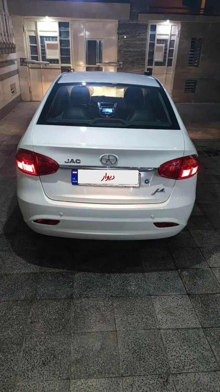 جک J4 اتوماتیک ساده - 1404