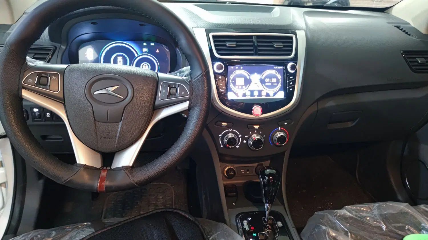 جک J4 اتوماتیک ساده - 1404