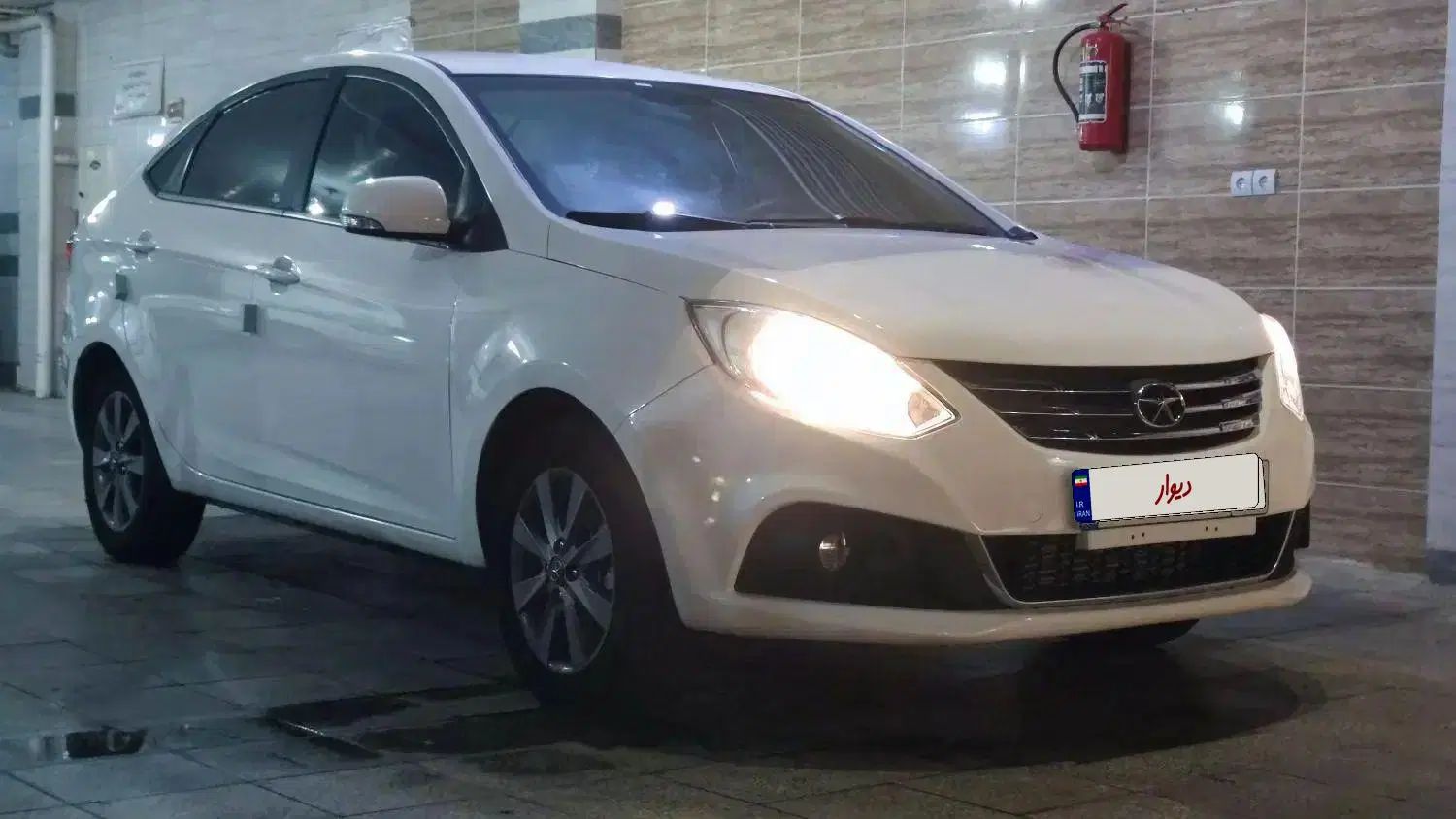 جک J4 اتوماتیک ساده - 1404